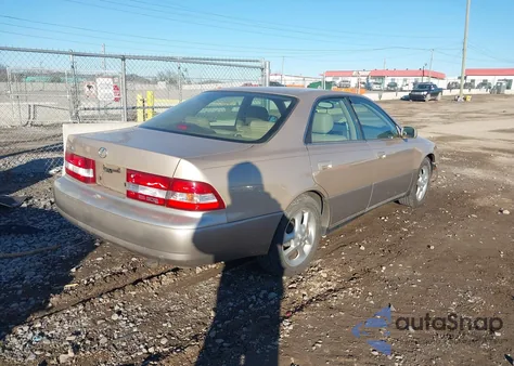 2001 Lexus Es 300 z USA, uszkodzony, nr VIN JT8BF28G110335644